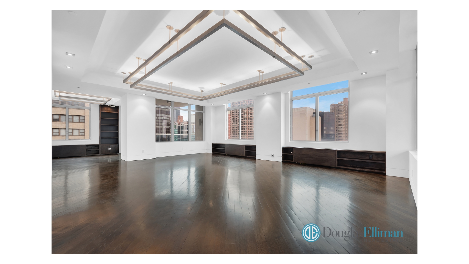 #4 photo, 556 3RD Avenue, Murray Hill , NY 10016