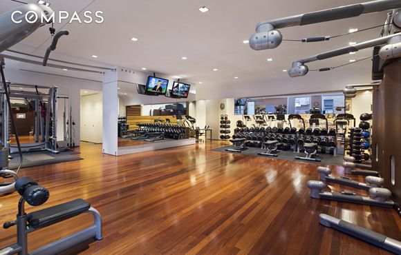 #8 photo, 60 E 55th Street, मैनहटन Midtown East , NY 10022