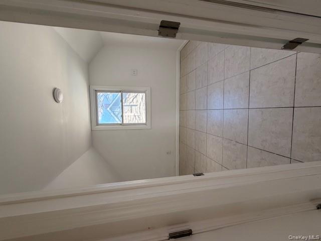 #13 photo, 173 Ferndale Boulevard, Islip , NY 11751