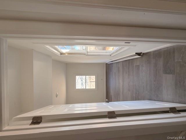 #8 photo, 173 Ferndale Boulevard, Islip , NY 11751