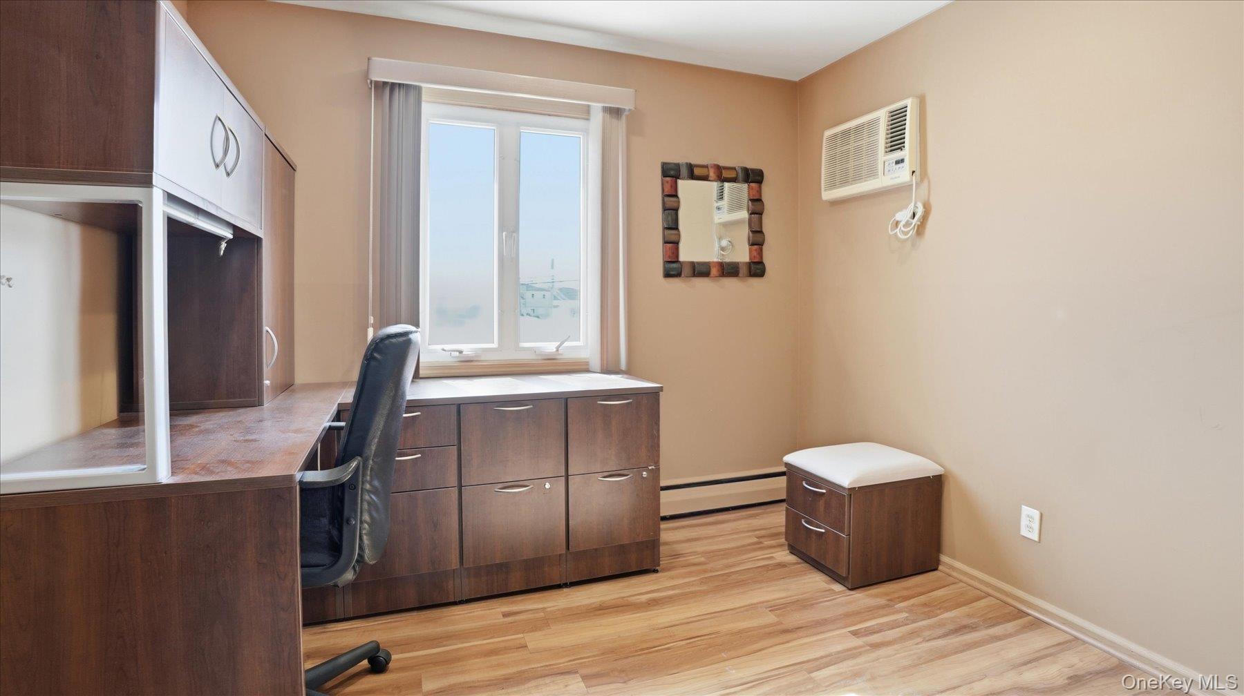 #16 photo, 2432 Aron Drive, Seaford , NY 11783