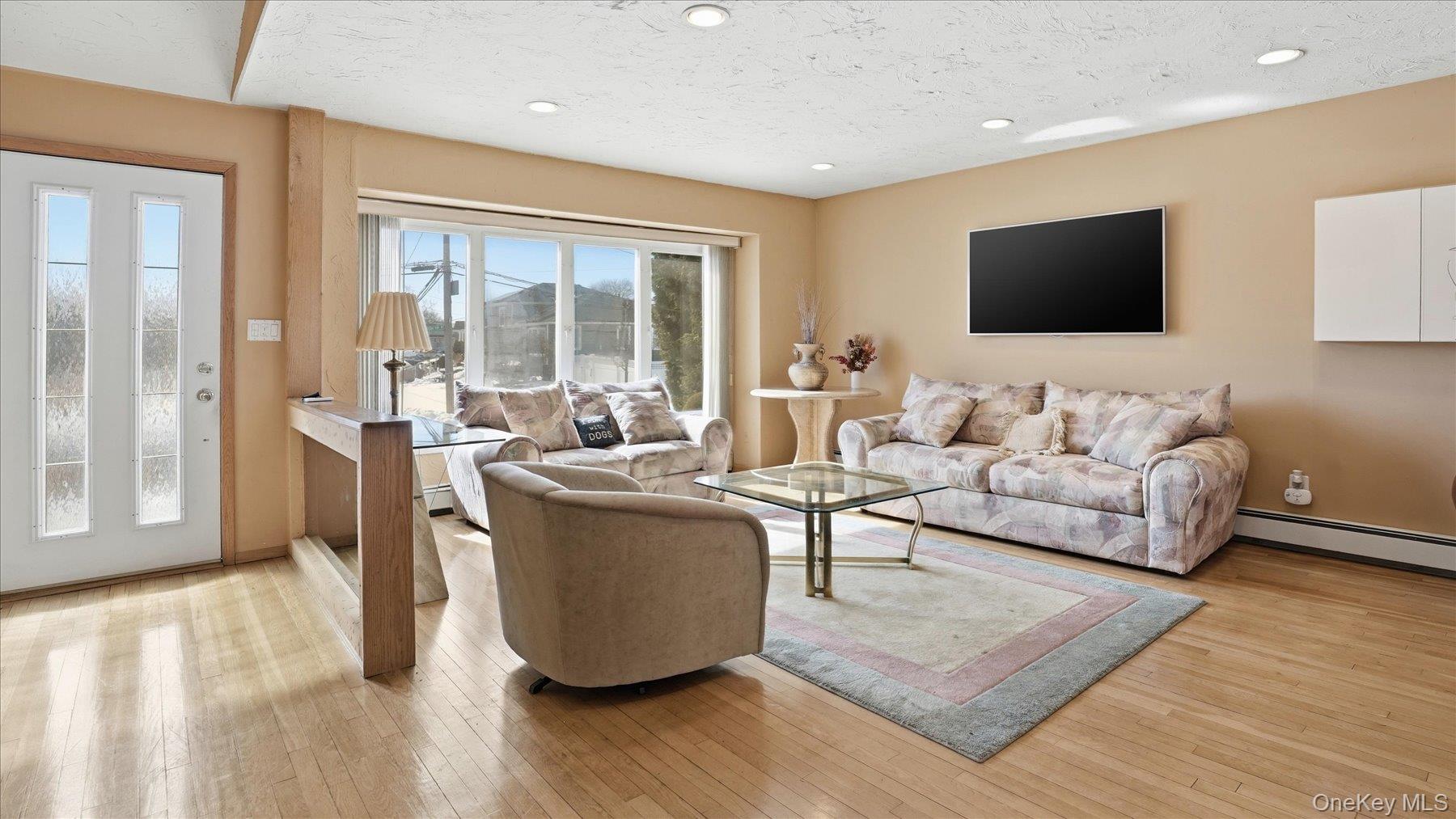 #7 photo, 2432 Aron Drive, Seaford , NY 11783