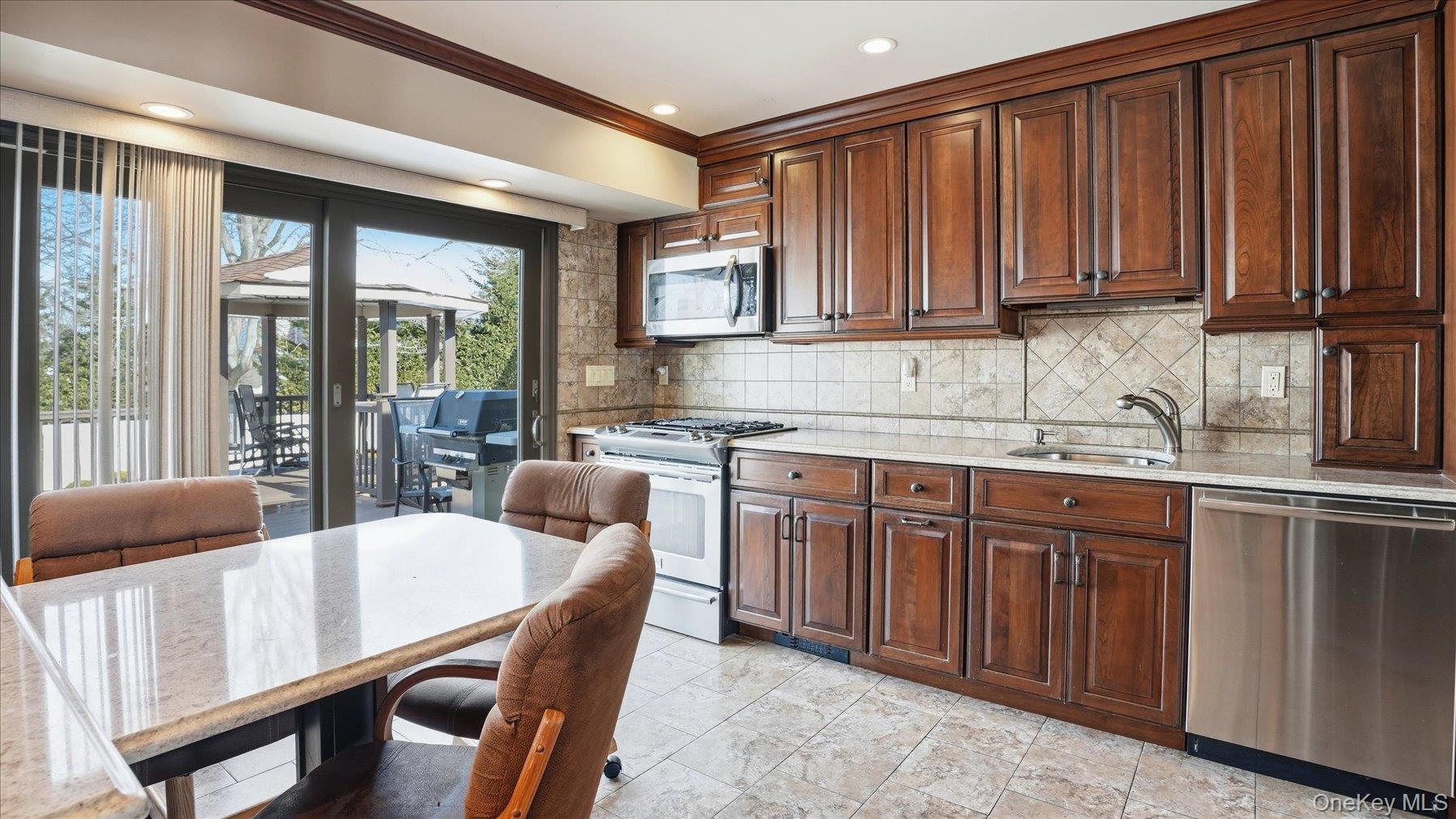 #9 photo, 2432 Aron Drive, Seaford , NY 11783