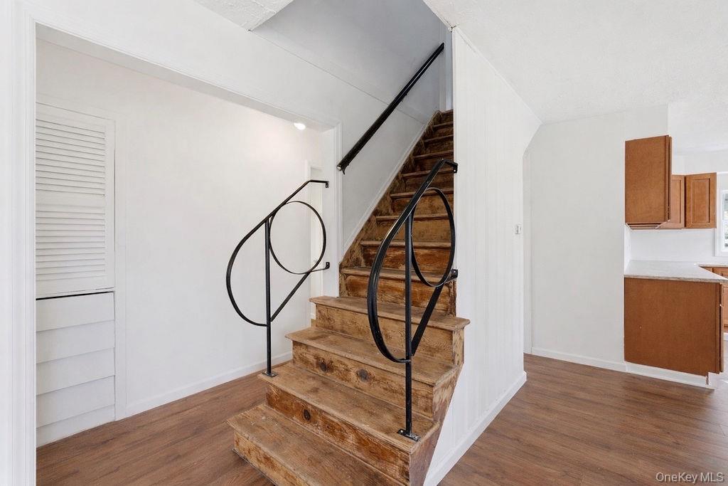 #8 photo, 45 Meadowbrook Drive, 東長島 Brentwood , NY 11717