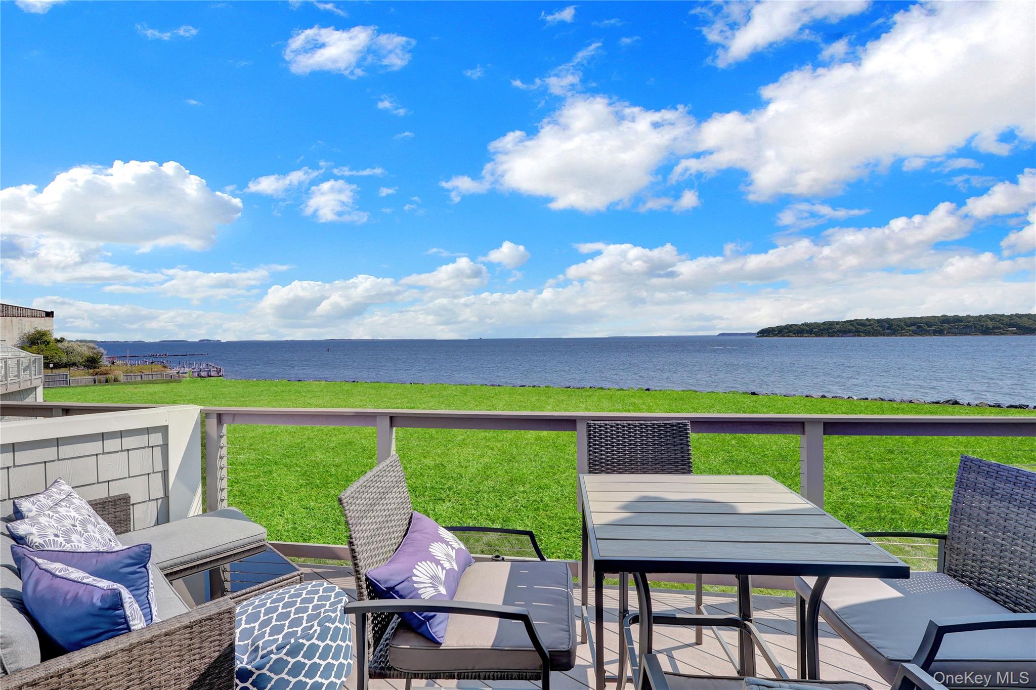 #2 photo, 2820 Shipyard Lane, מחוז סאפוק East Marion , NY 11939