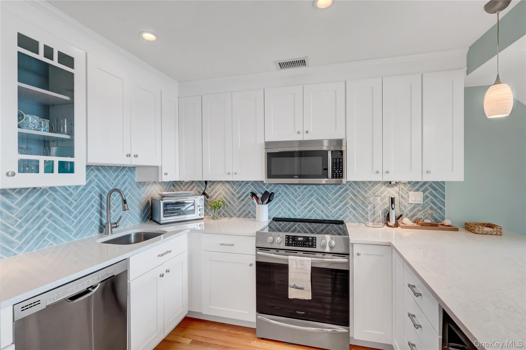 #8 photo, 2820 Shipyard Lane, מחוז סאפוק East Marion , NY 11939