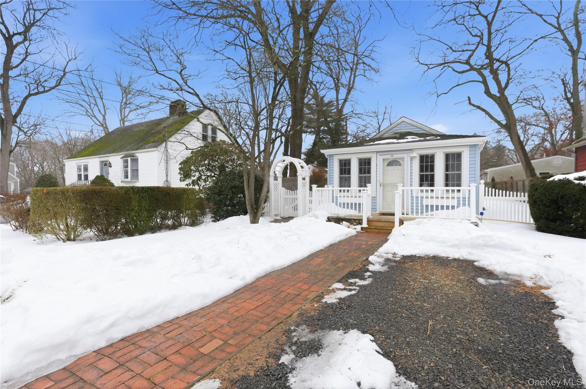 #2 photo, 20 Bristol Street, Huntington , NY 11743