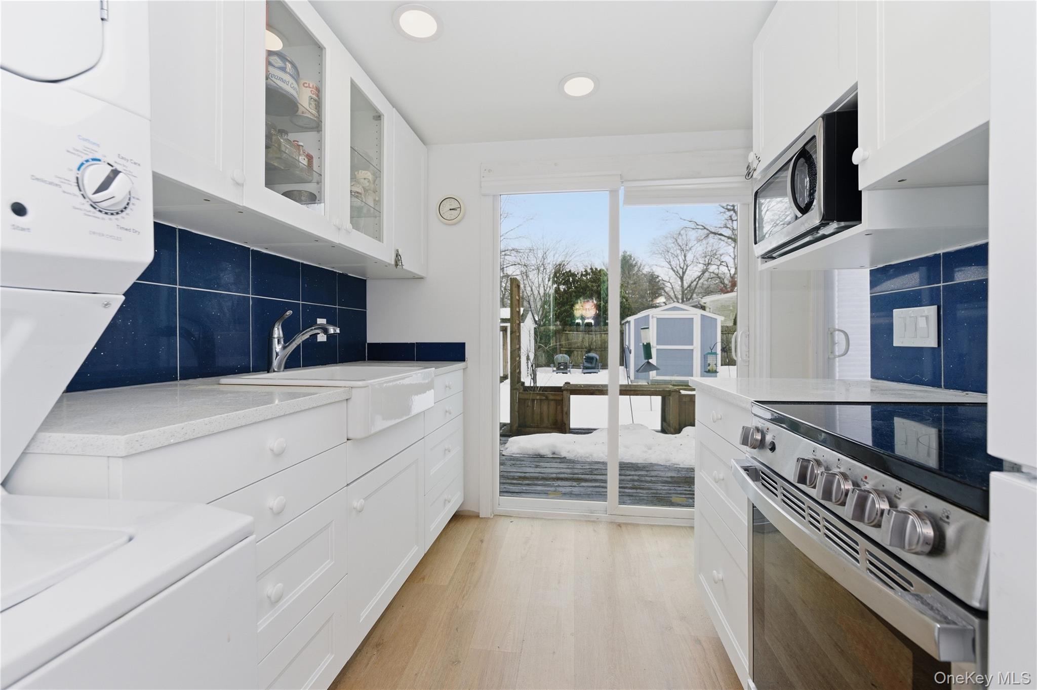 #7 photo, 20 Bristol Street, Huntington , NY 11743