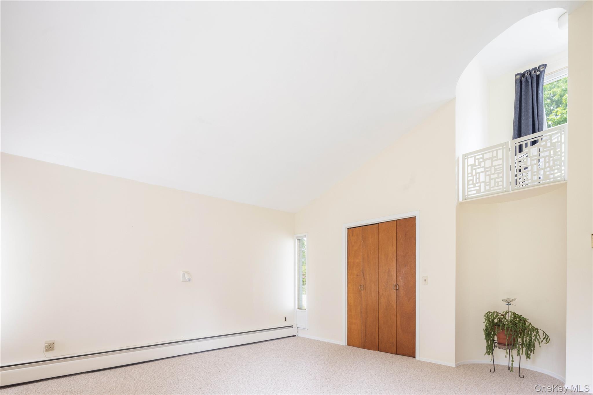 #15 photo, 6 Bay View Drive, מחוז סאפוק Hampton Bays , NY 11946