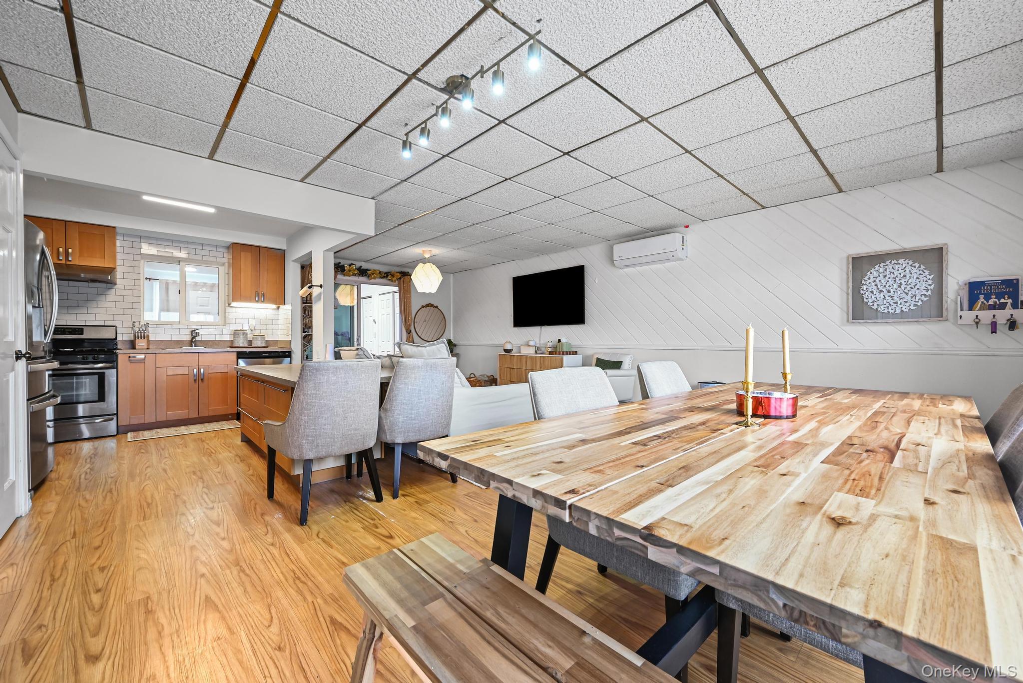 #10 photo, 99-67 1st Street, 뉴욕퀸즈 Howard Beach , NY 11414