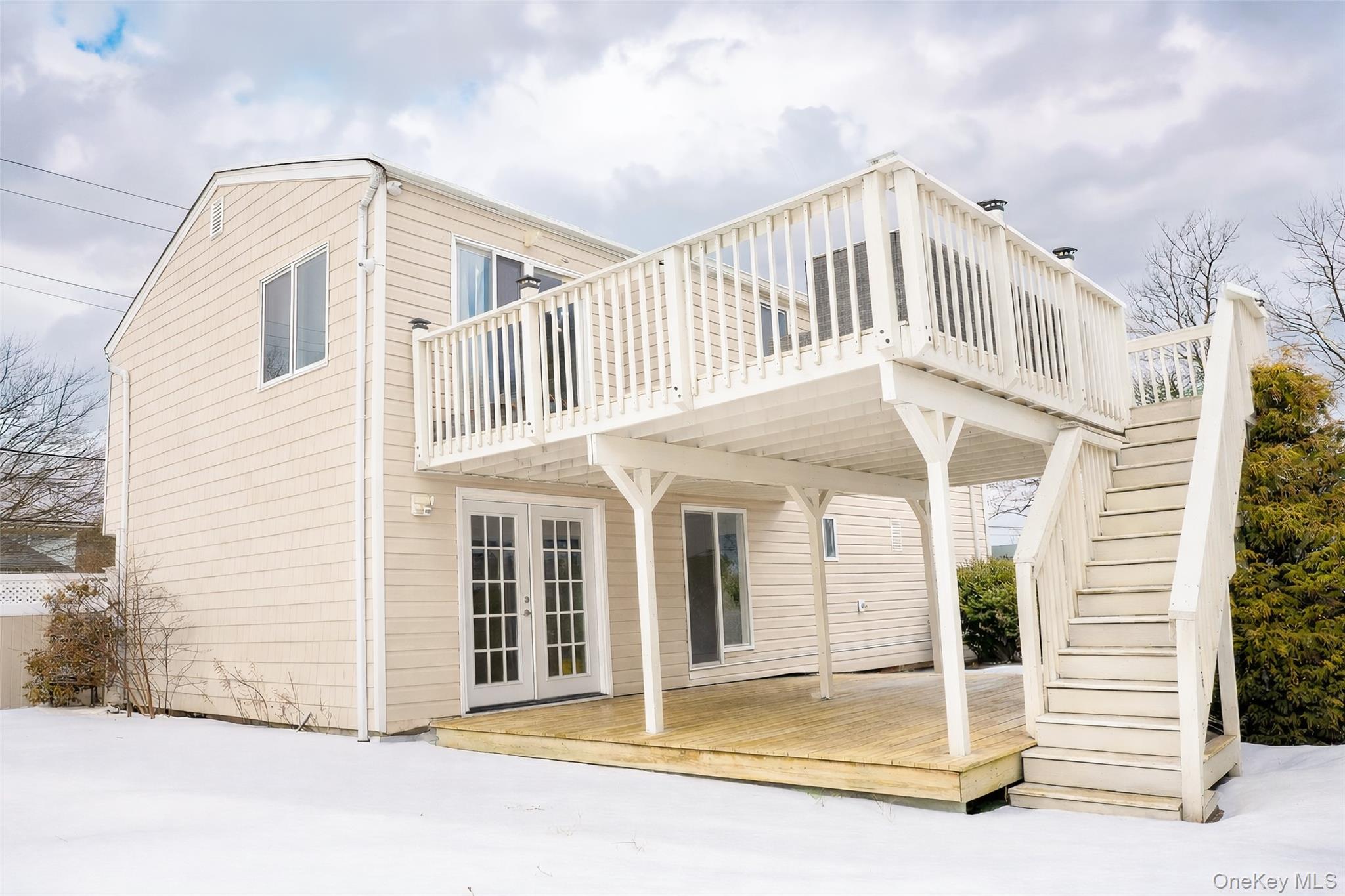 #13 photo, 1682 Church Street, Holbrook , NY 11741