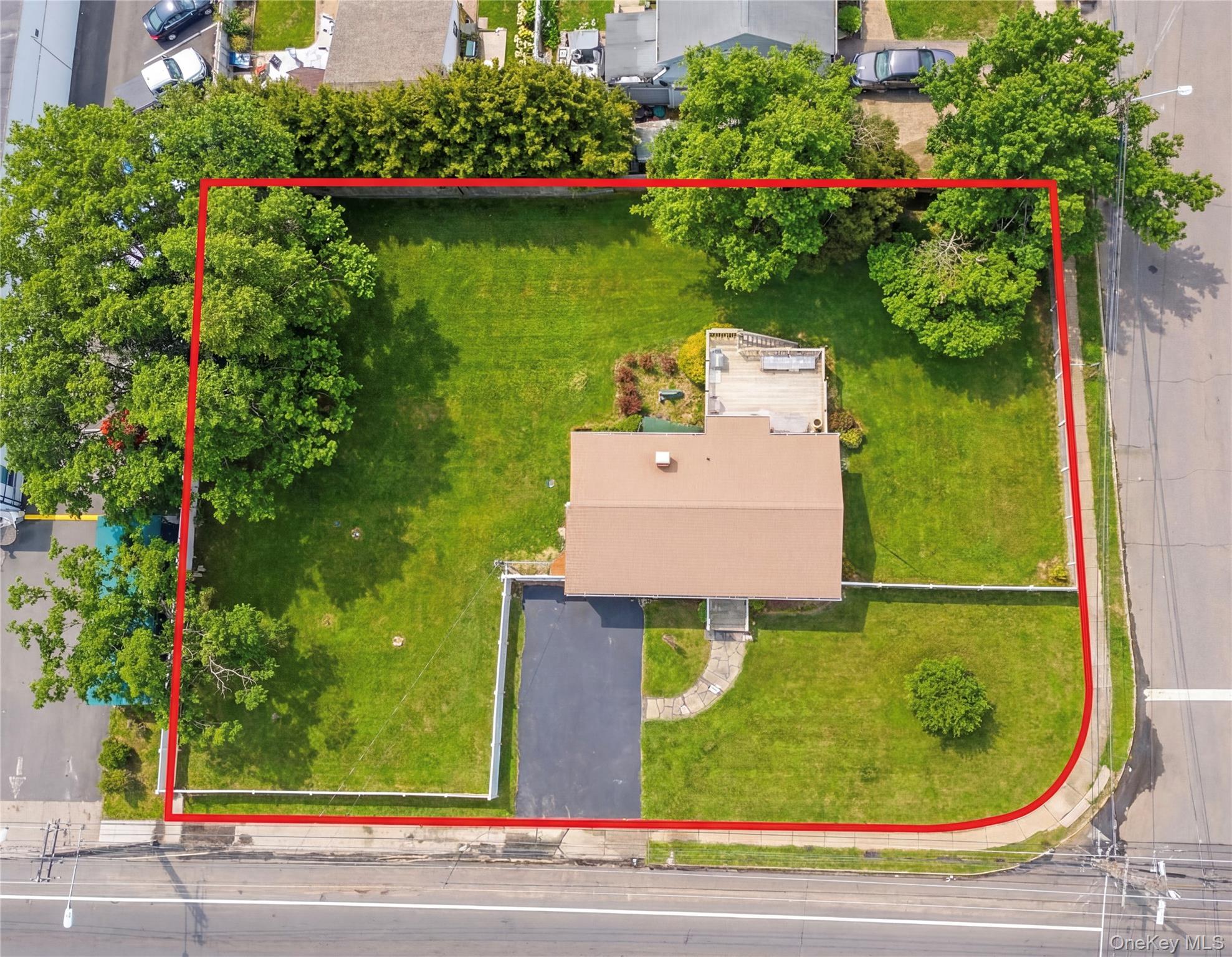 #17 photo, 1682 Church Street, Holbrook , NY 11741