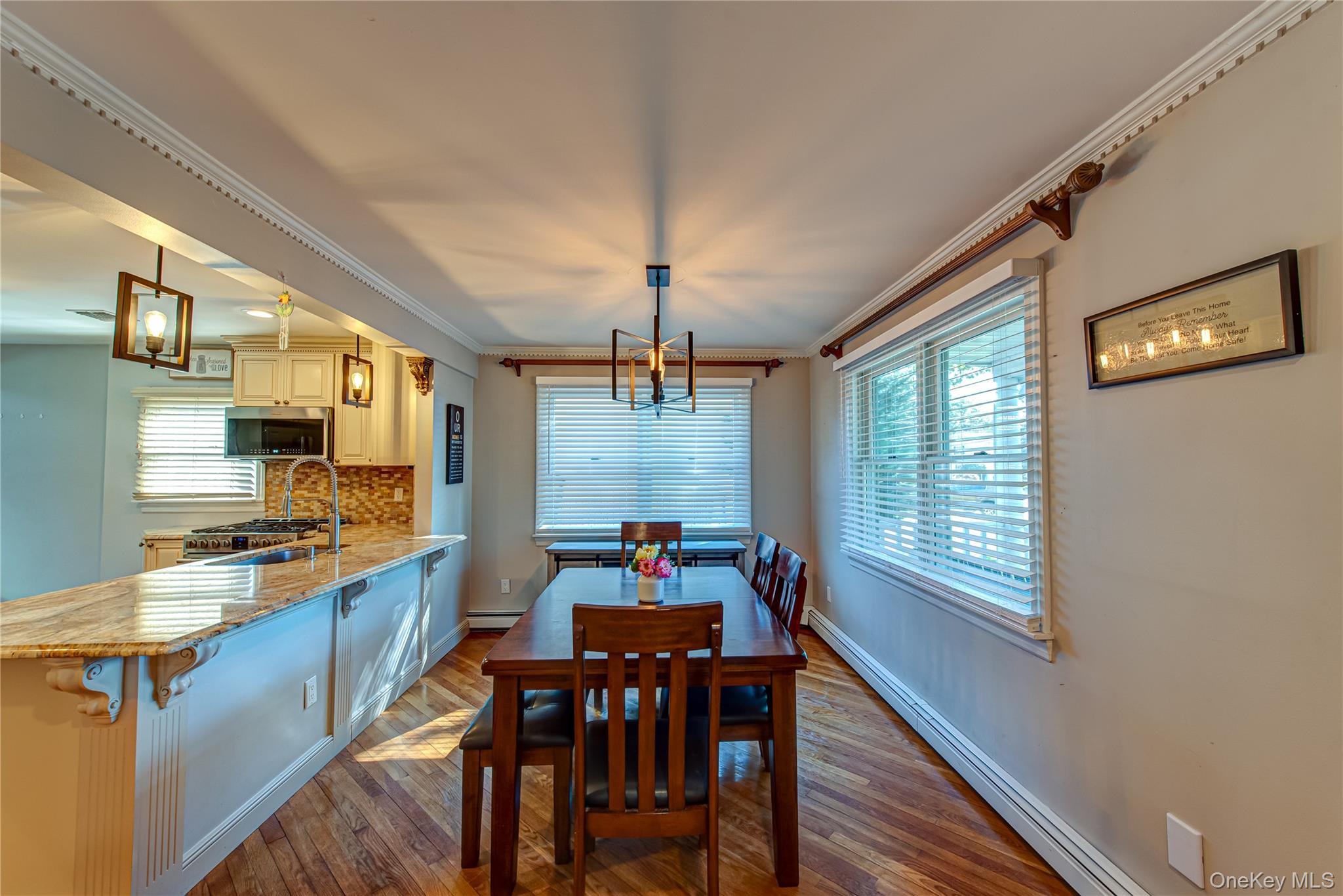 #11 photo, 9 Donna Place, מחוז סאפוק East Islip , NY 11730