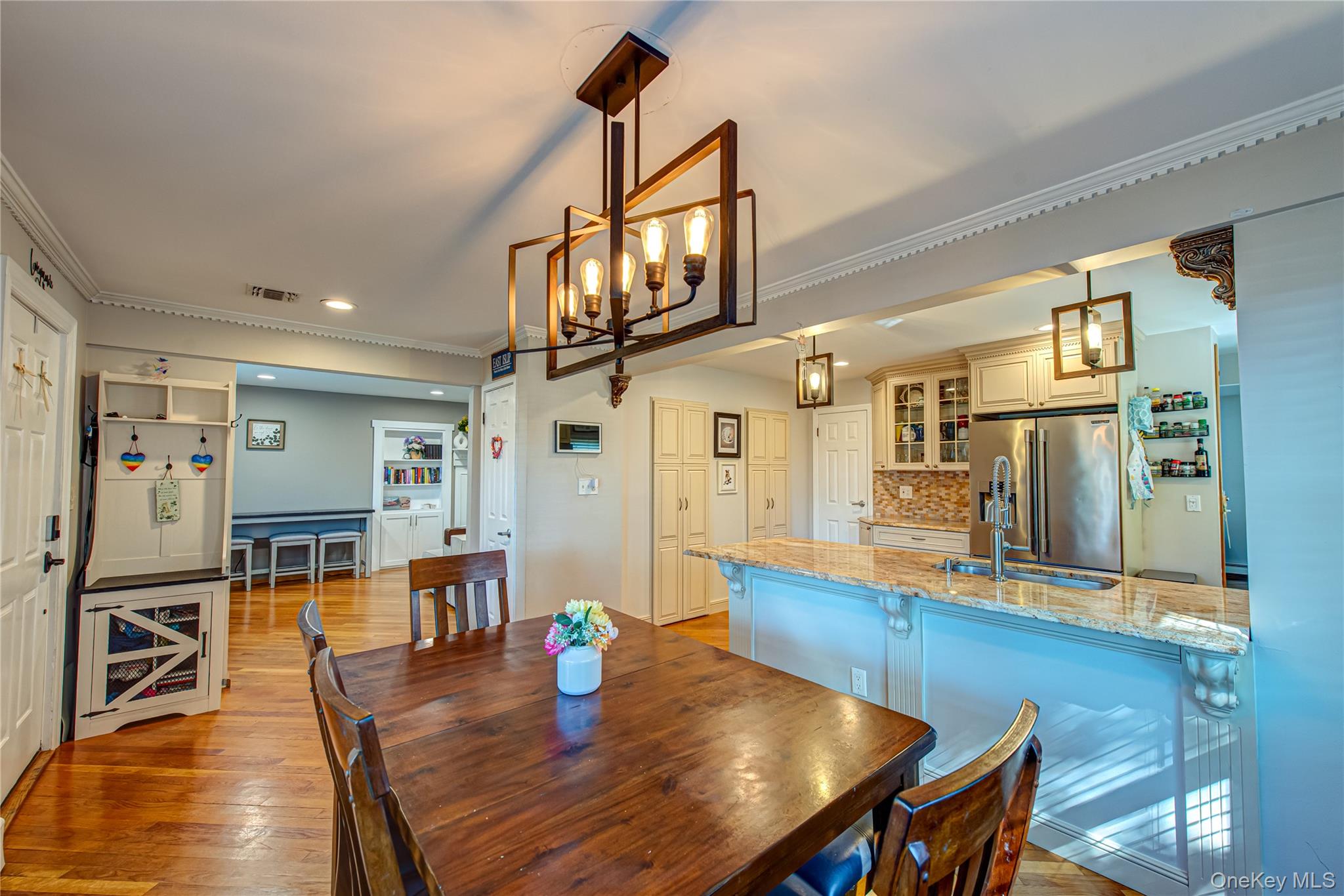 #13 photo, 9 Donna Place, מחוז סאפוק East Islip , NY 11730