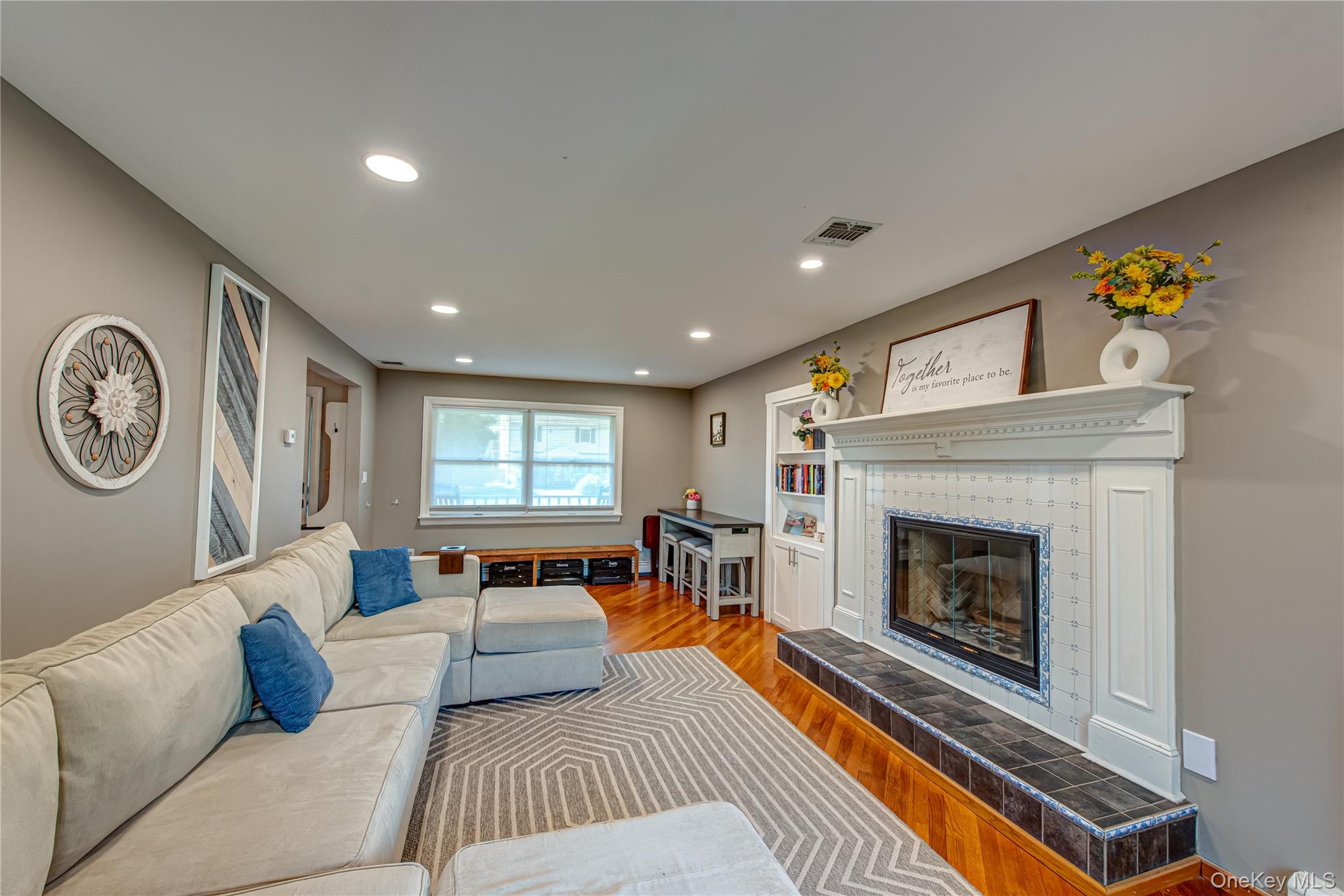 #8 photo, 9 Donna Place, מחוז סאפוק East Islip , NY 11730