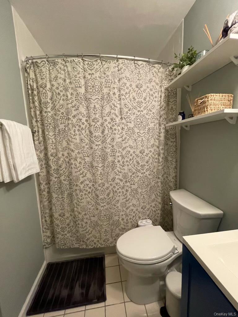 #8 photo, 208 Fairview Circle, Middle Island , NY 11953