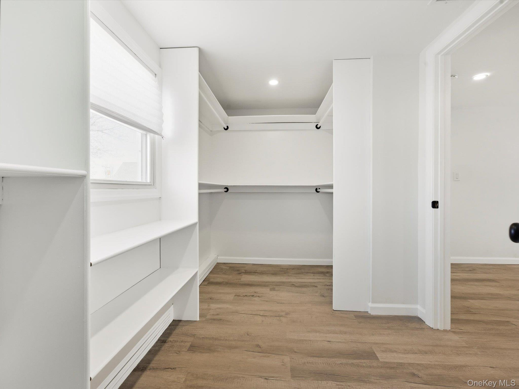 #9 photo, 2409 Lindy Road, Westbury , NY 11590