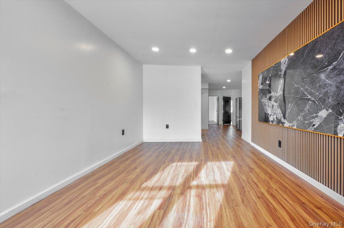 #15 photo, 3523 Laconia Avenue, Bronx , NY 10469