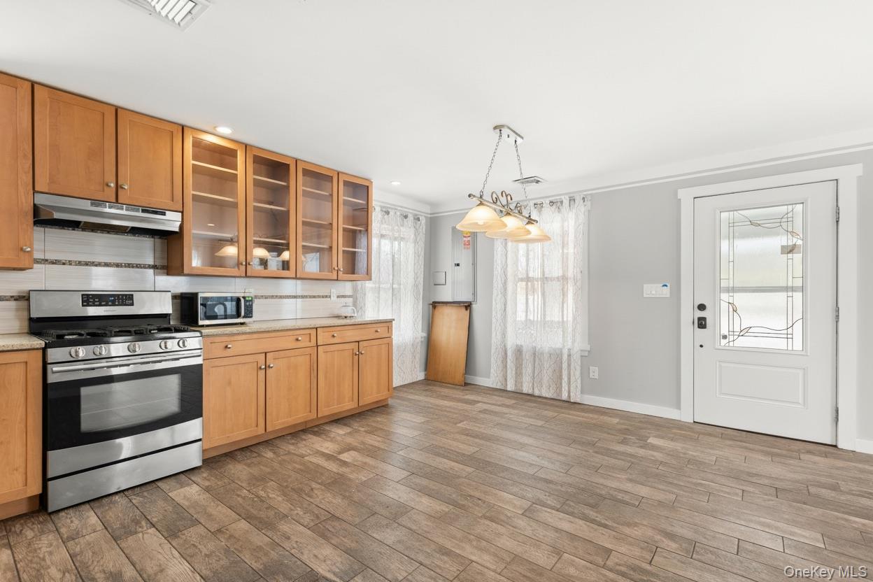 #5 photo, 50 Furman Lane, Patchogue , NY 11772