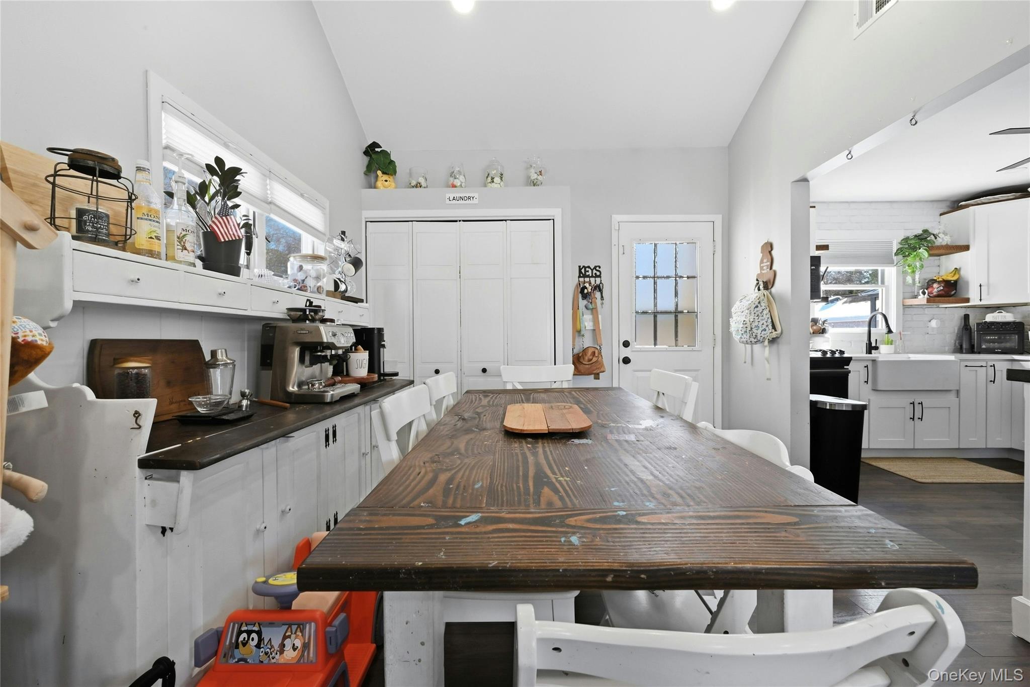 #10 photo, 418 Old Farmingdale Road, West Babylon , NY 11704