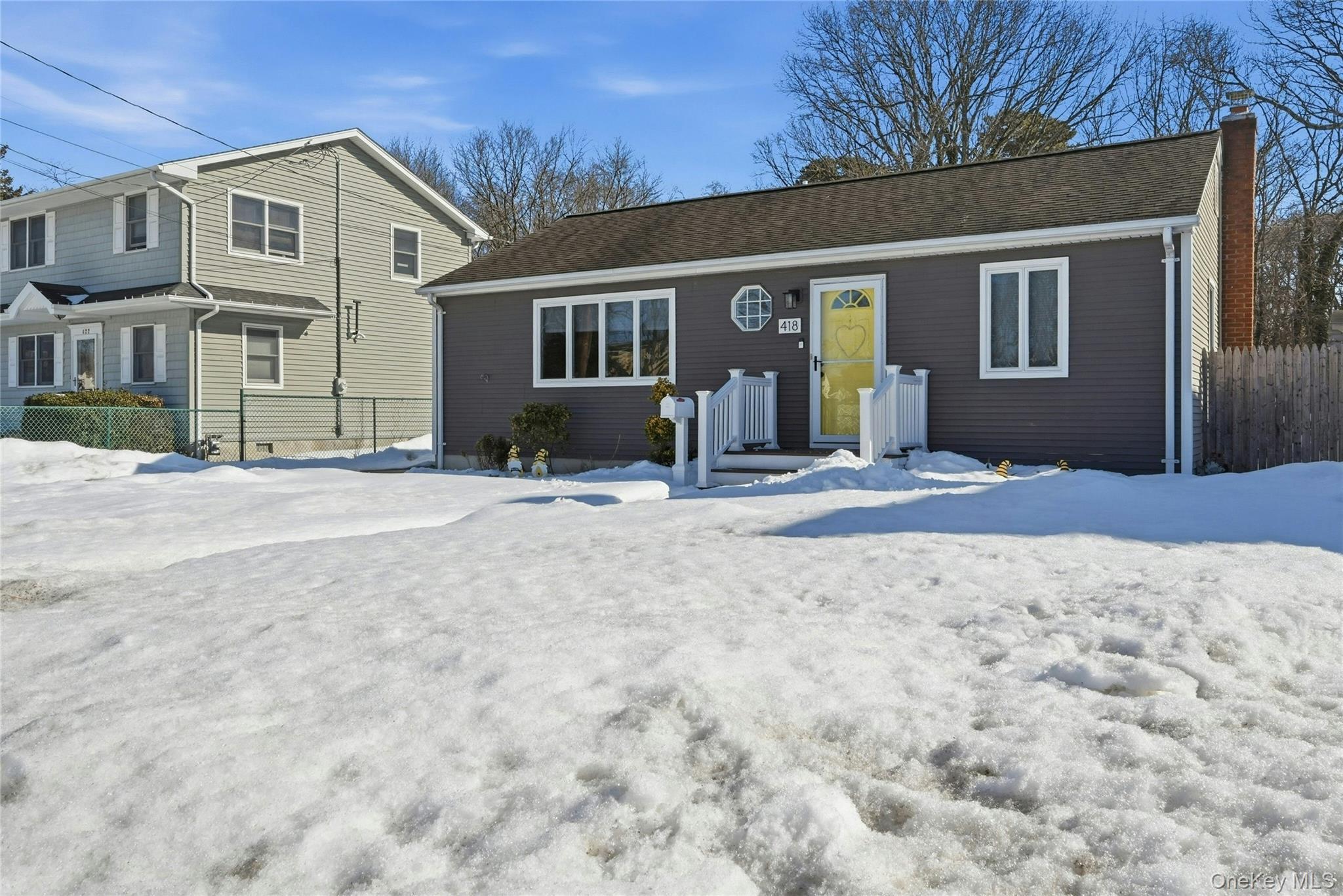 #3 photo, 418 Old Farmingdale Road, West Babylon , NY 11704