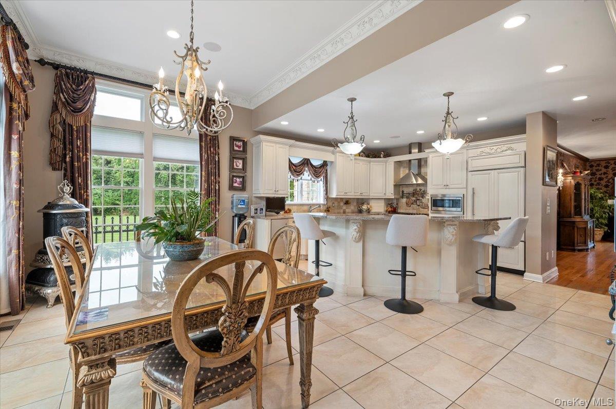 #12 photo, 44 Legends Circle, מחוז סאפוק Melville , NY 11747