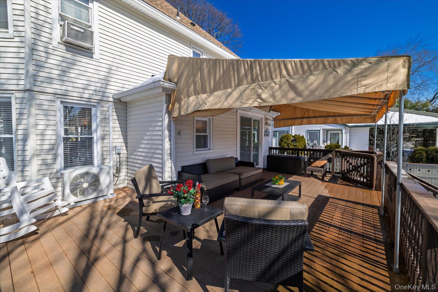 #17 photo, 43 Garfield Place, מחוז נסאו East Rockaway , NY 11518