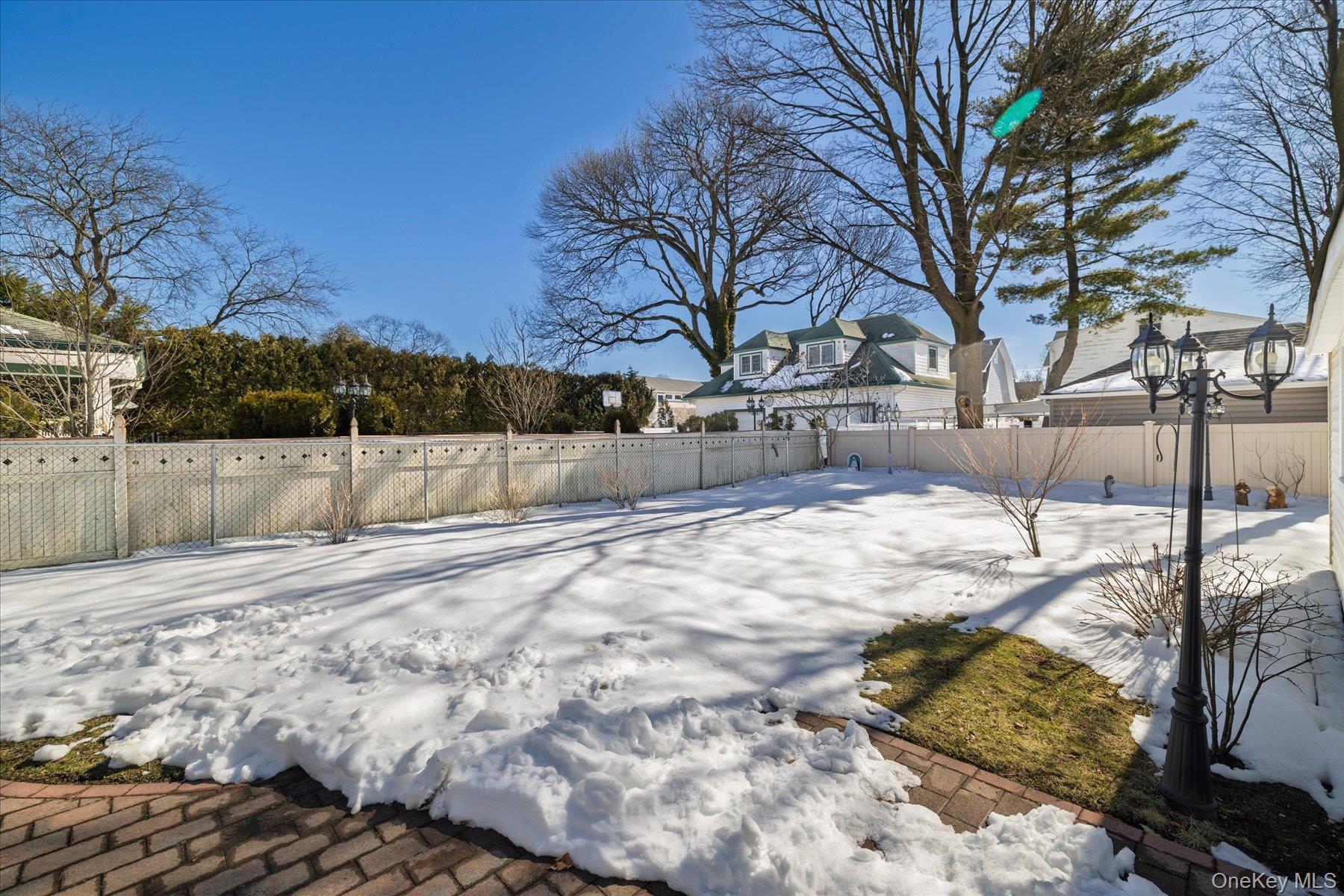 #20 photo, 43 Garfield Place, מחוז נסאו East Rockaway , NY 11518