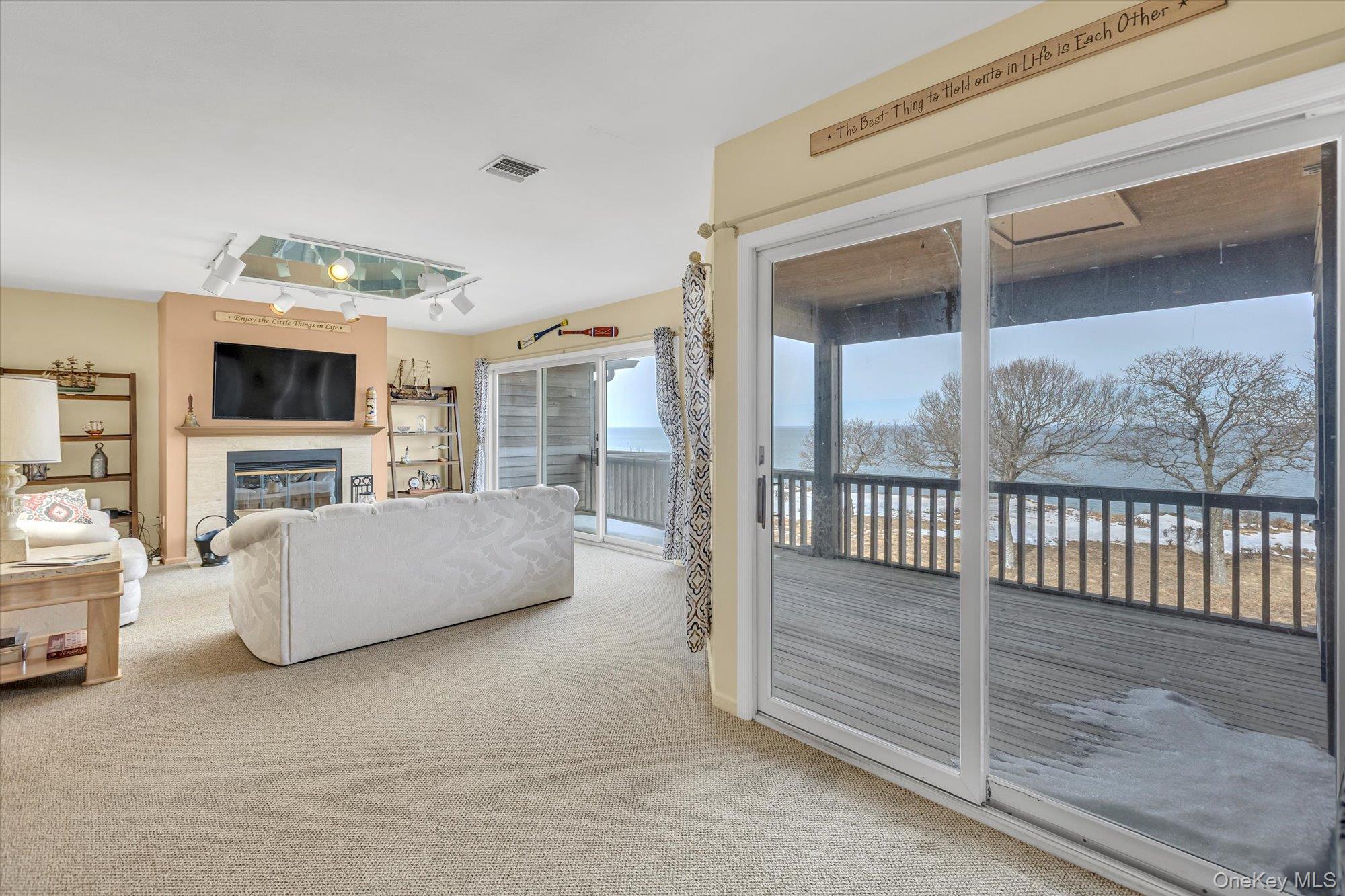 #5 photo, 312 Fox Hill Drive, מחוז סאפוק Baiting Hollow , NY 11933