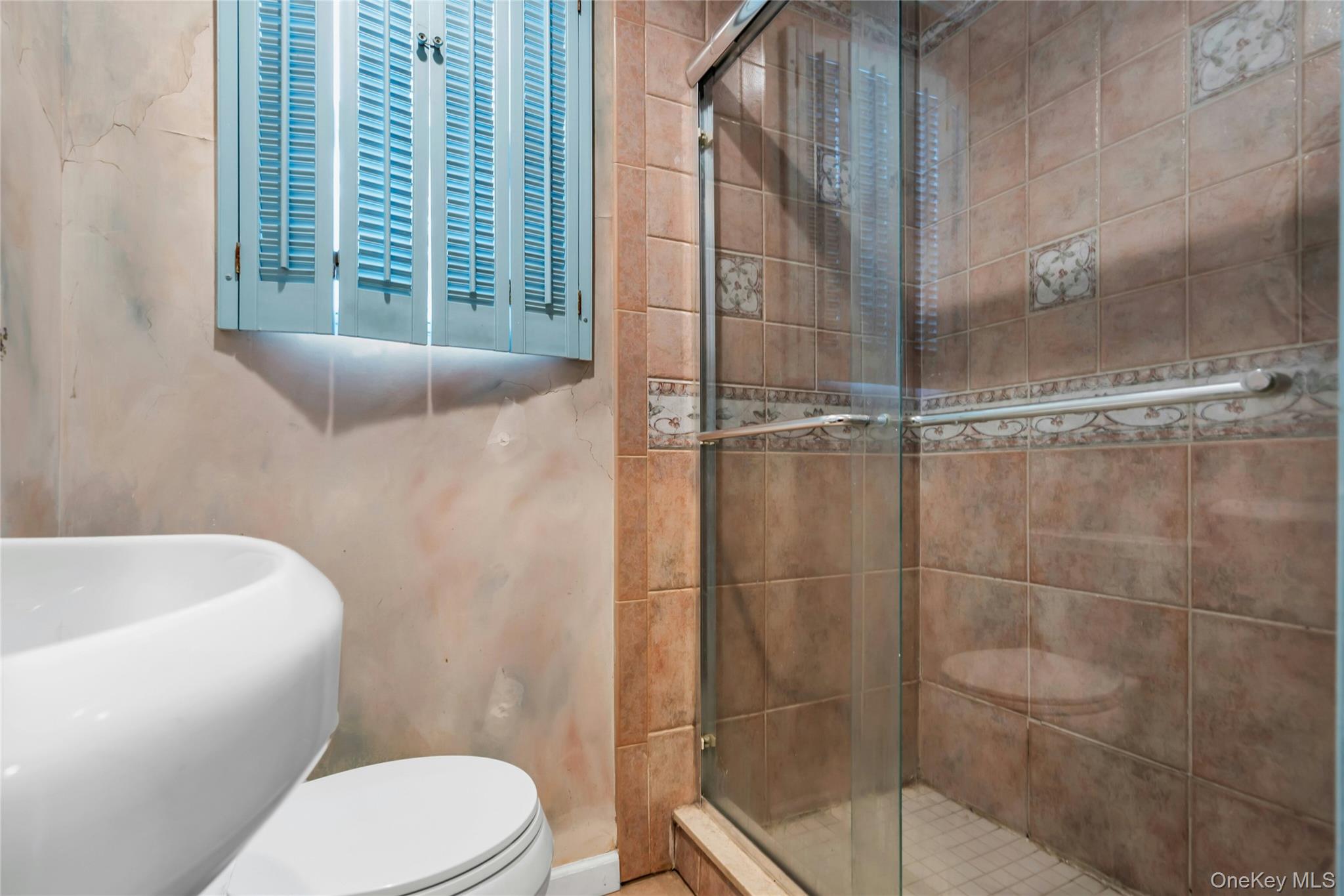 #10 photo, 54 Valleywood Road, מחוז סאפוק Commack , NY 11725