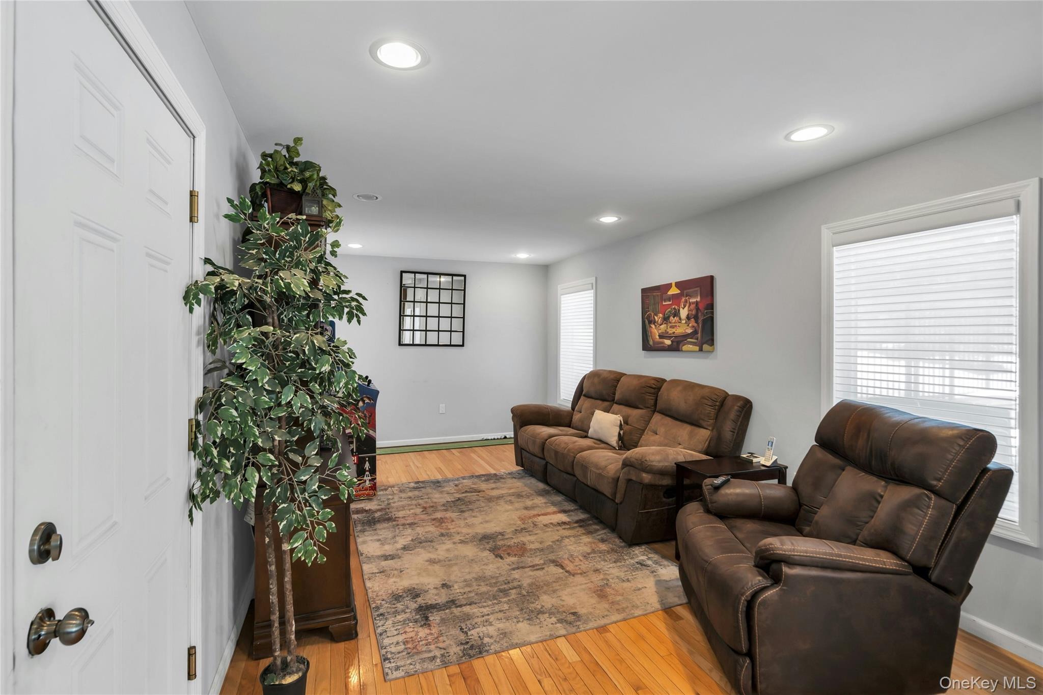 #7 photo, 54 Valleywood Road, מחוז סאפוק Commack , NY 11725