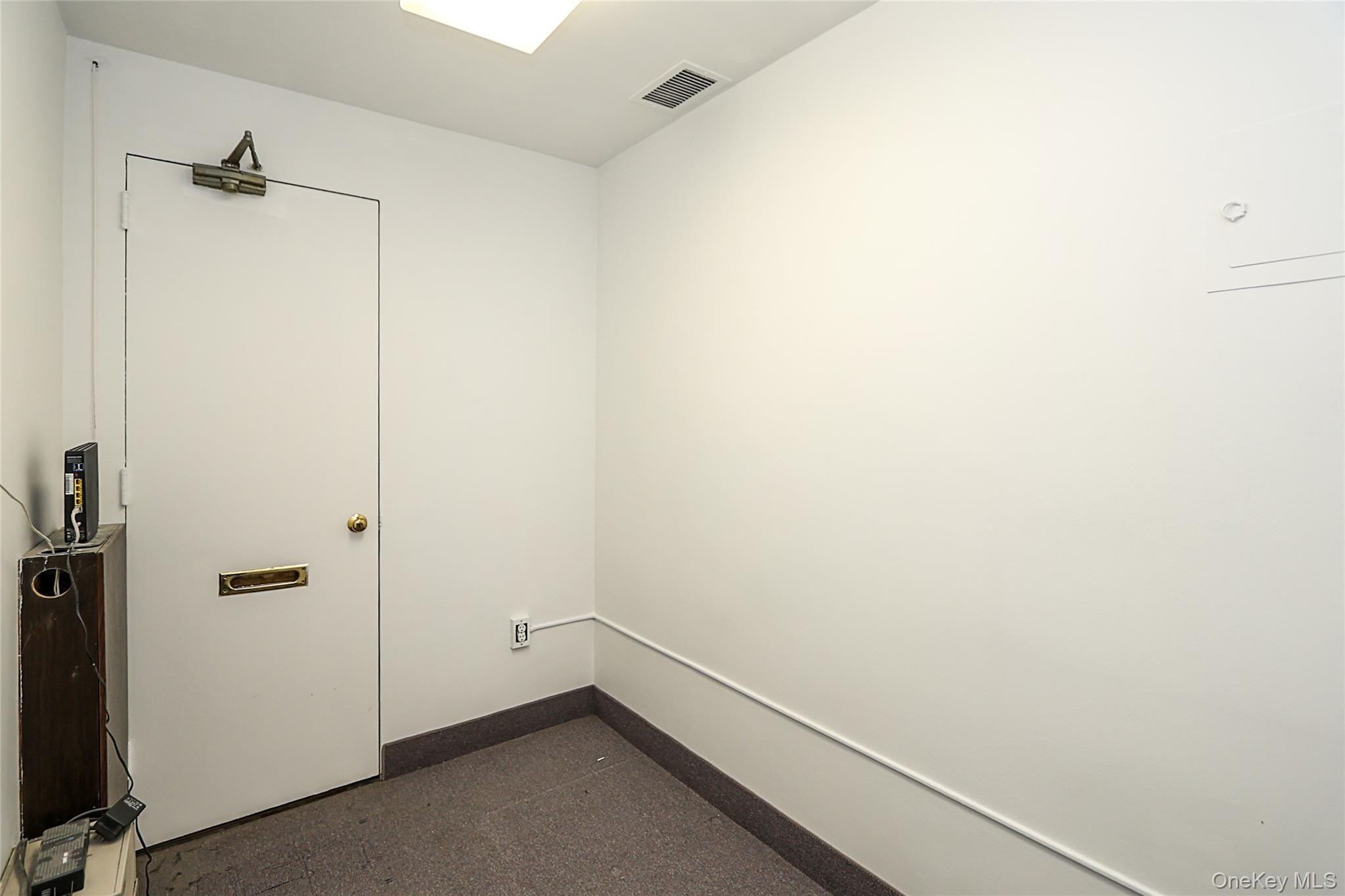 #16 photo, 520 Franklin Avenue, ناسو Garden City , NY 11530