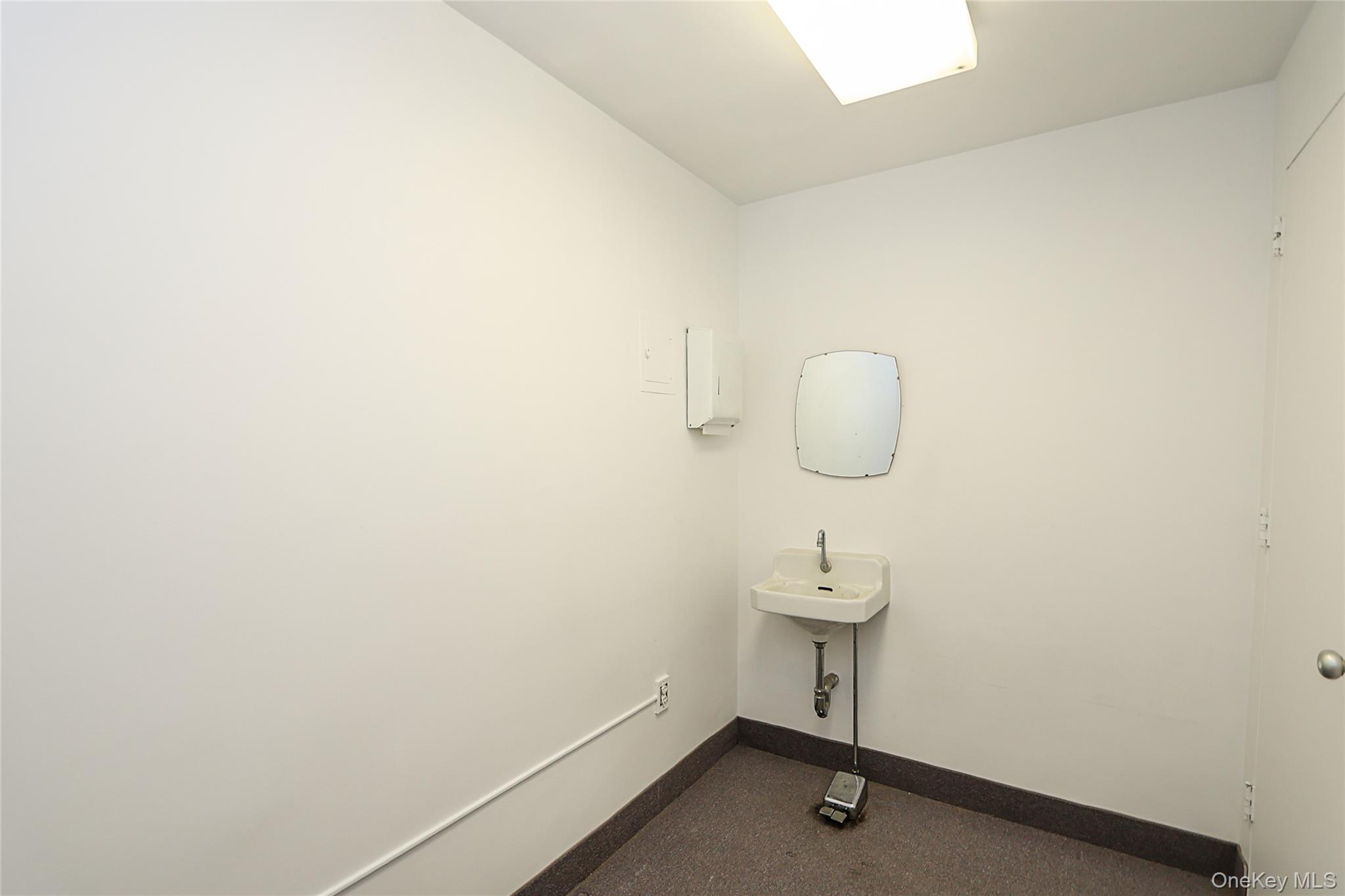 #17 photo, 520 Franklin Avenue, ناسو Garden City , NY 11530