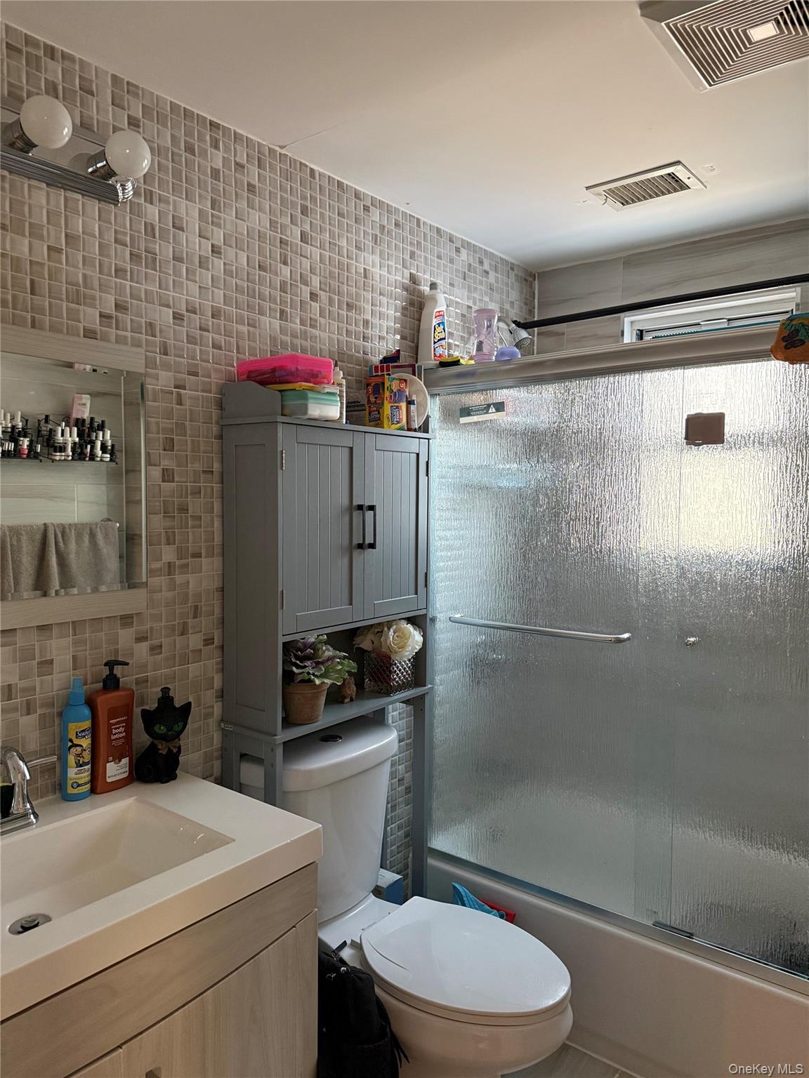 #20 photo, 137-31 170th Street, Jamaica , NY 11434