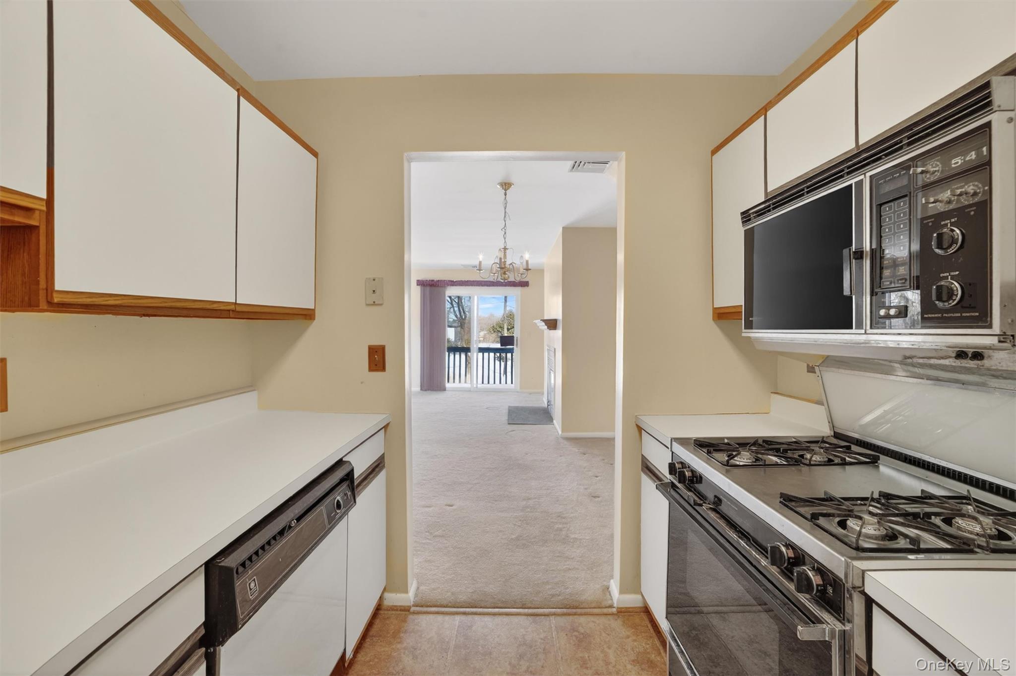 #14 photo, 97 Sunfish Landing, Mohegan Lake , NY 10547