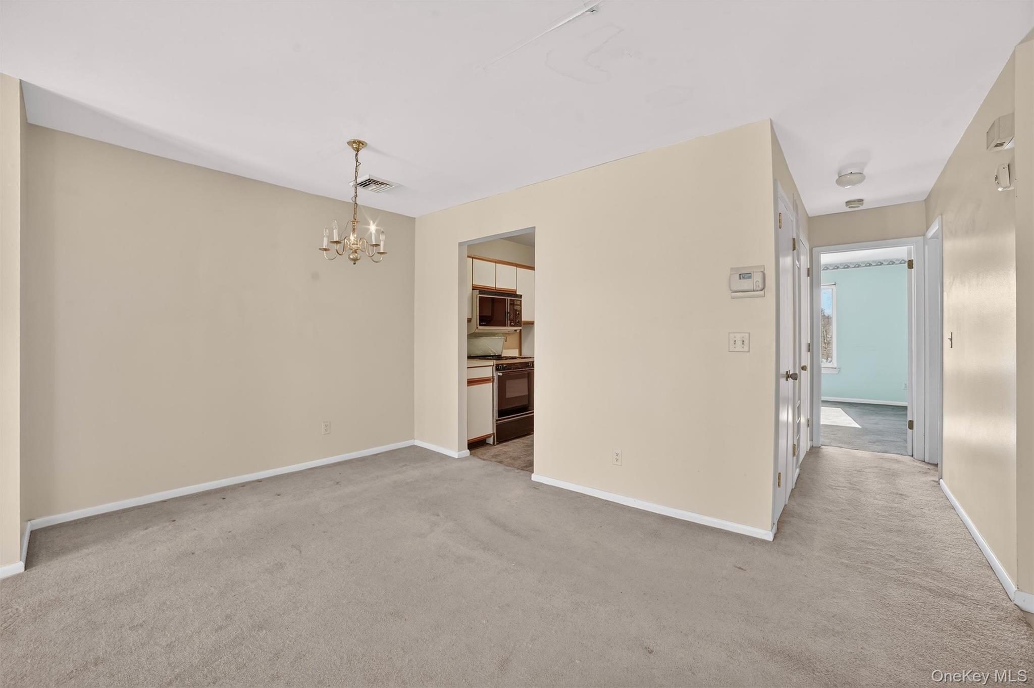 #9 photo, 97 Sunfish Landing, Mohegan Lake , NY 10547