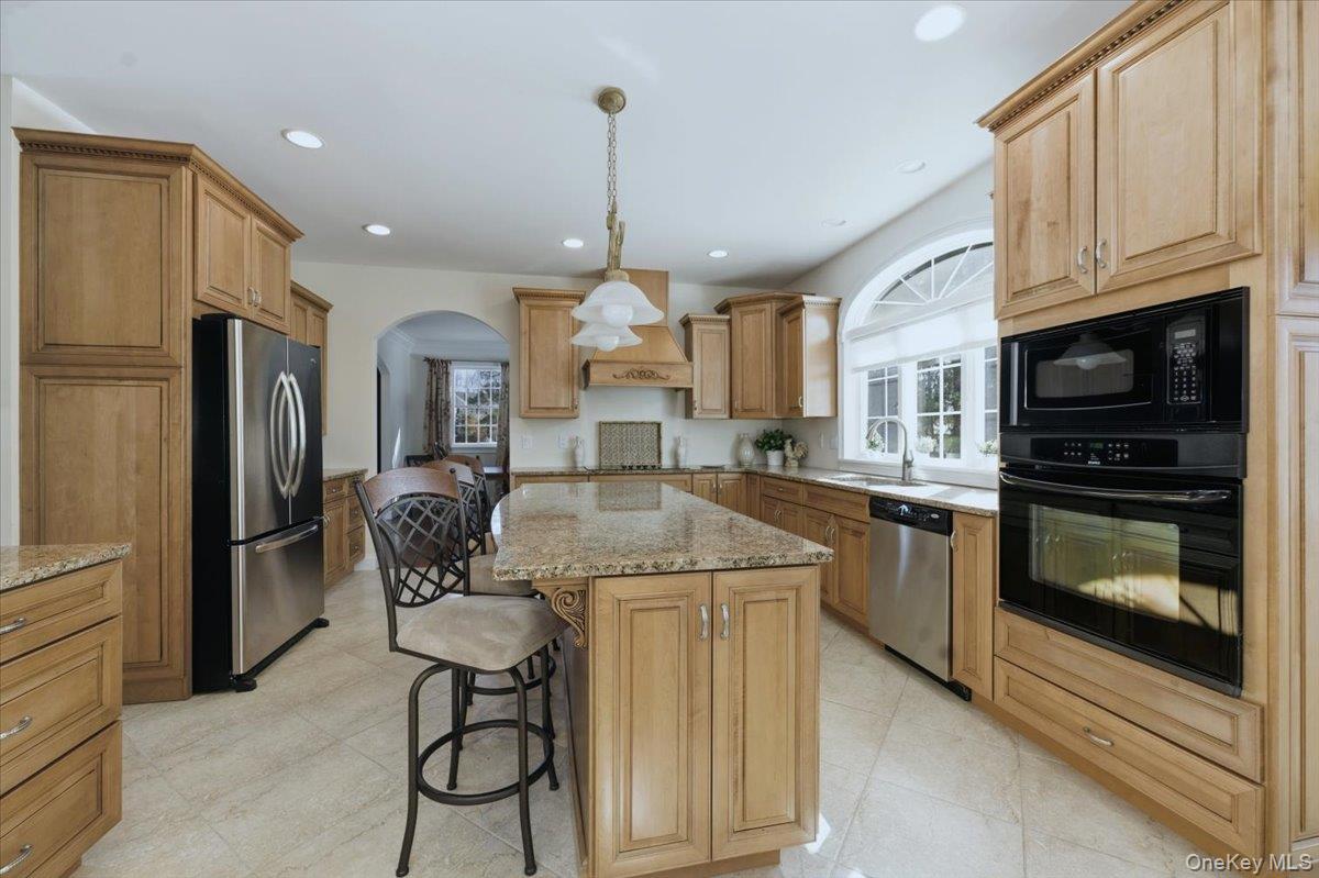 #11 photo, 8 Hilltop Drive, 뉴욕주 Yorktown Heights , NY 10598