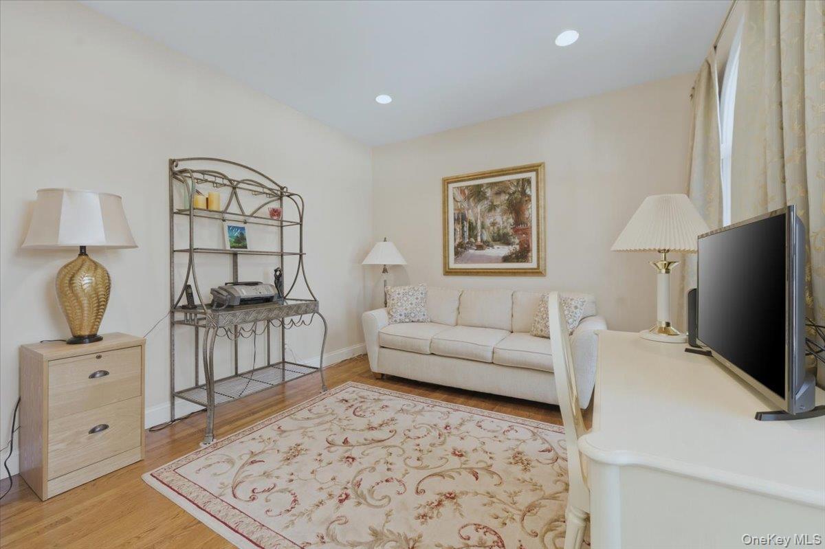 #14 photo, 8 Hilltop Drive, 뉴욕주 Yorktown Heights , NY 10598