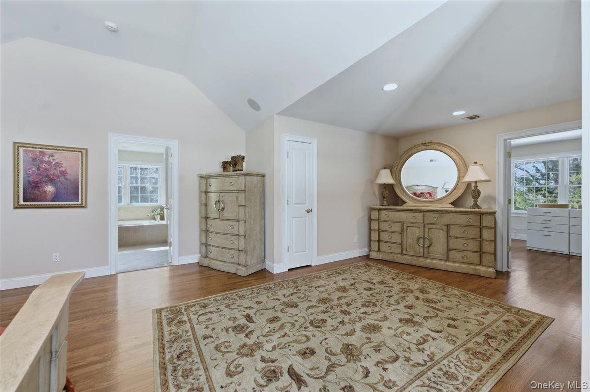 #19 photo, 8 Hilltop Drive, 뉴욕주 Yorktown Heights , NY 10598