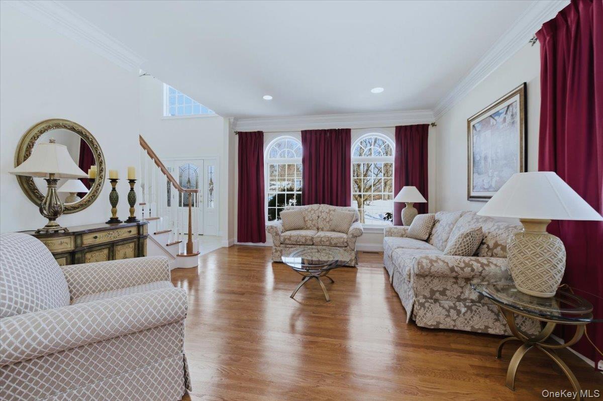 #4 photo, 8 Hilltop Drive, 뉴욕주 Yorktown Heights , NY 10598