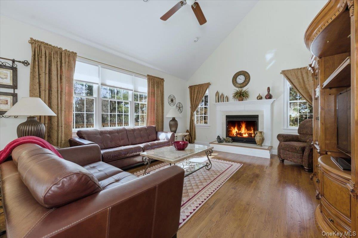 #7 photo, 8 Hilltop Drive, 뉴욕주 Yorktown Heights , NY 10598