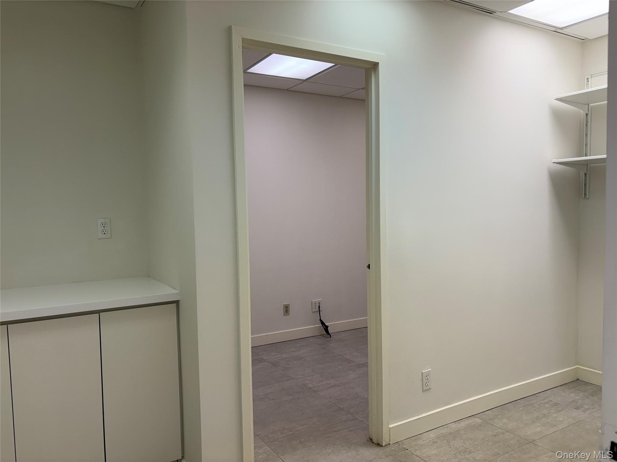 #11 photo, 235 S Lexington Avenue, White Plains , NY 10606