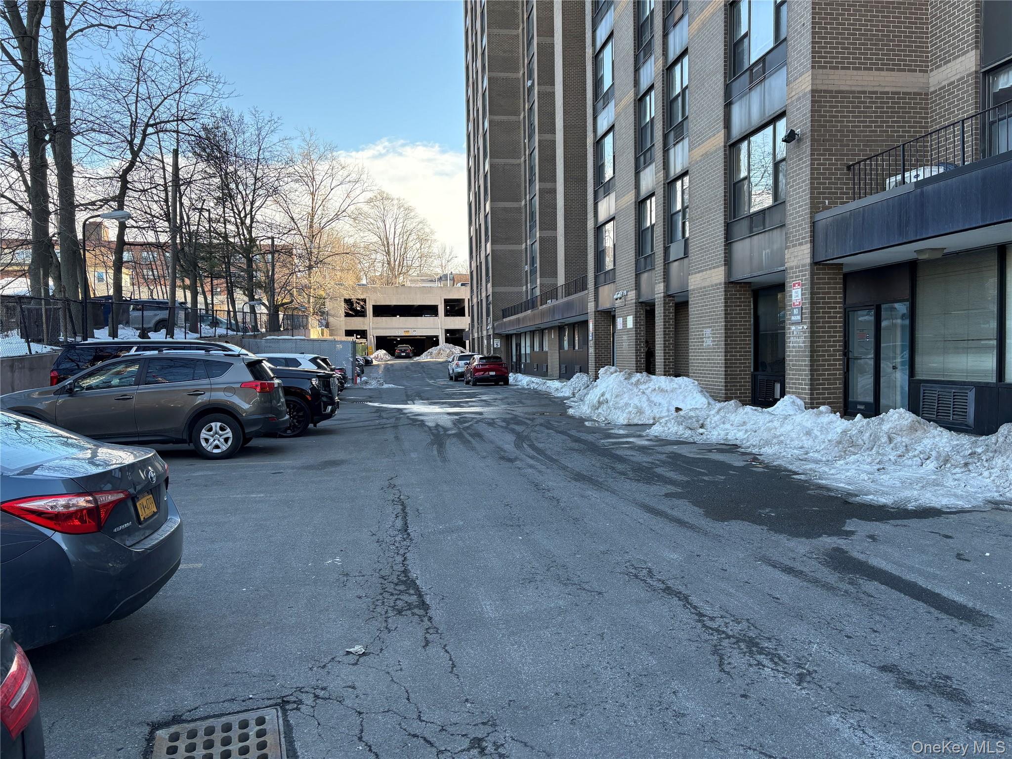 #12 photo, 235 S Lexington Avenue, White Plains , NY 10606