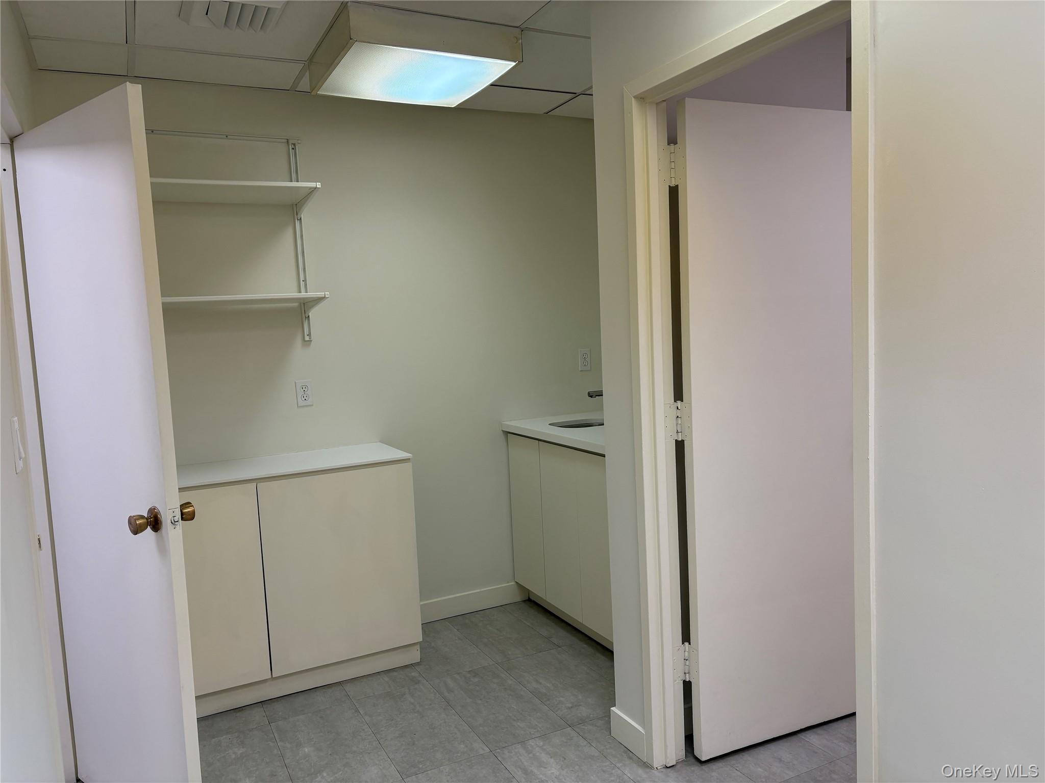 #8 photo, 235 S Lexington Avenue, White Plains , NY 10606