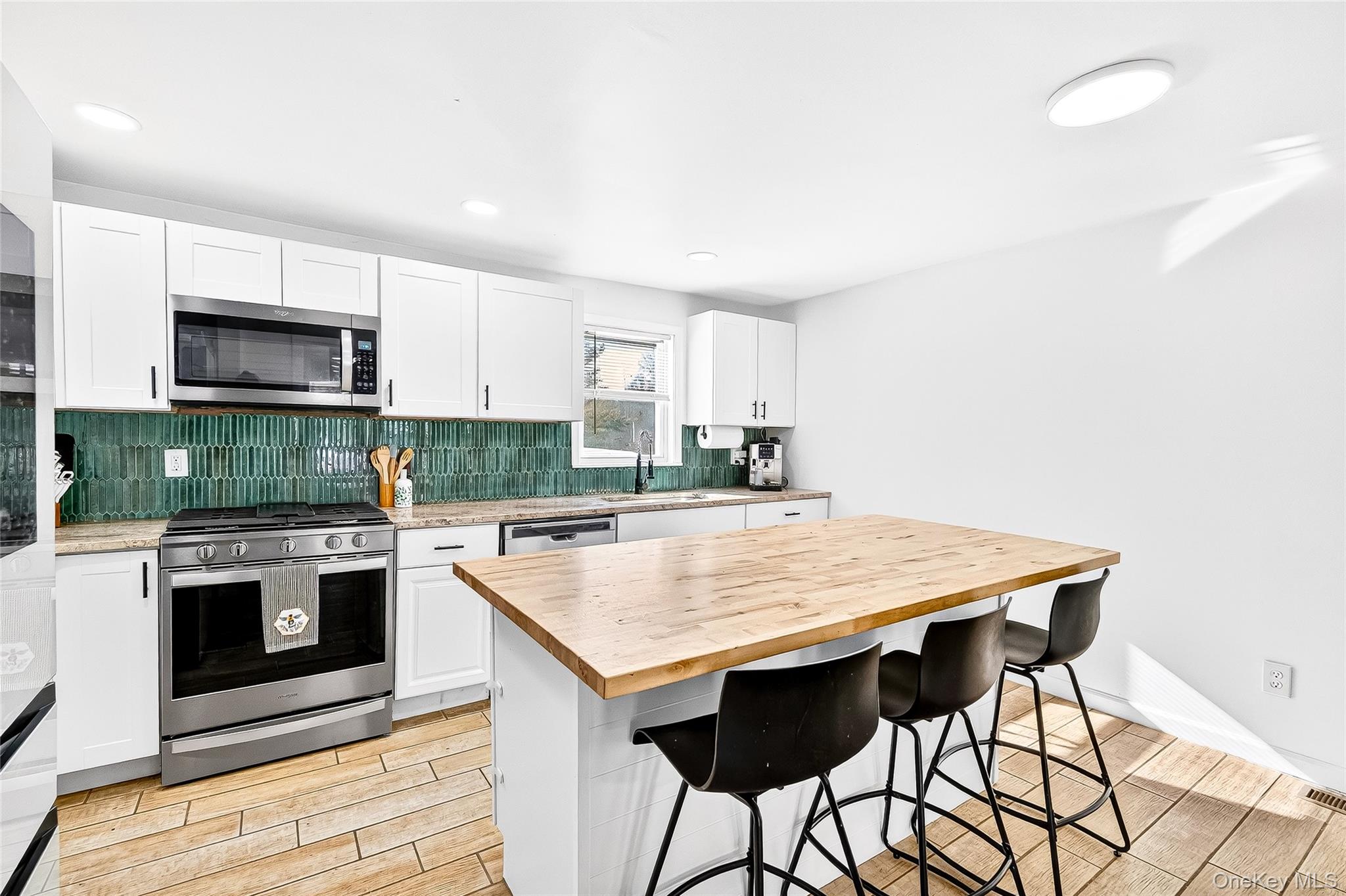 #19 photo, 2750 Route 6, Slate Hill , NY 10973