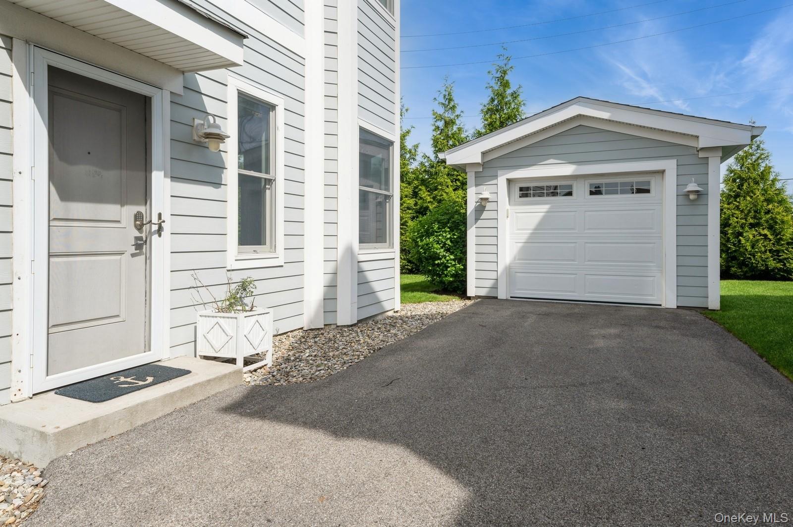 #15 photo, 13 Island Point, הברונקס Bronx , NY 10464