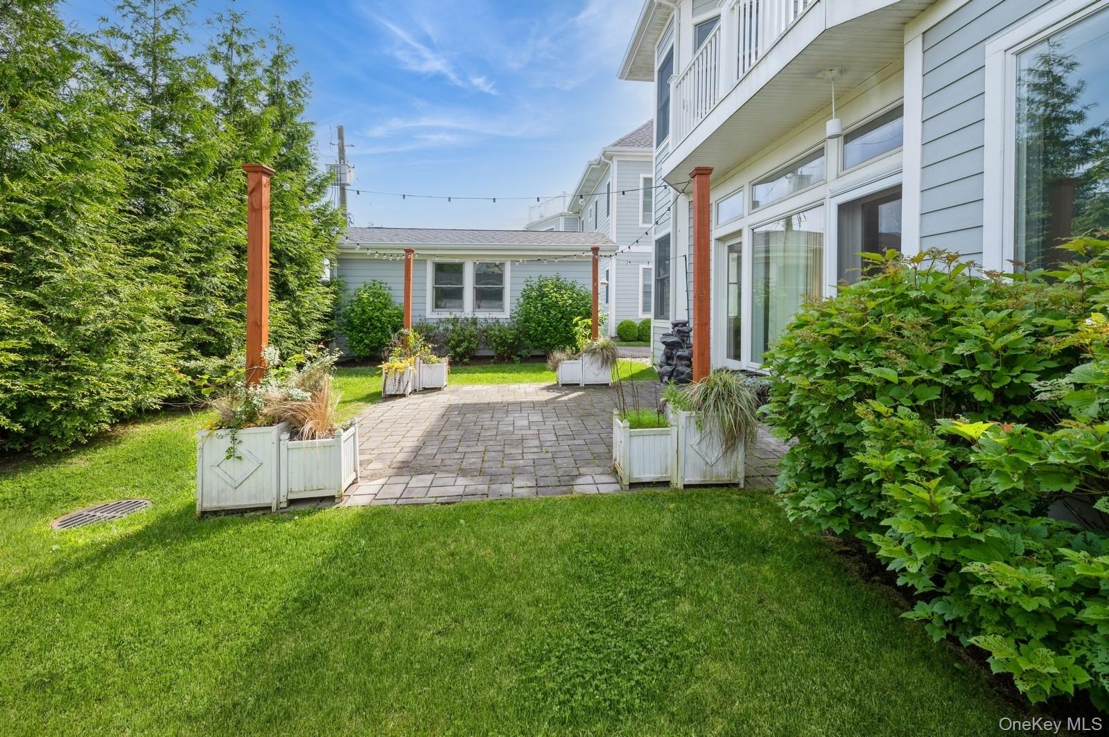 #16 photo, 13 Island Point, הברונקס Bronx , NY 10464