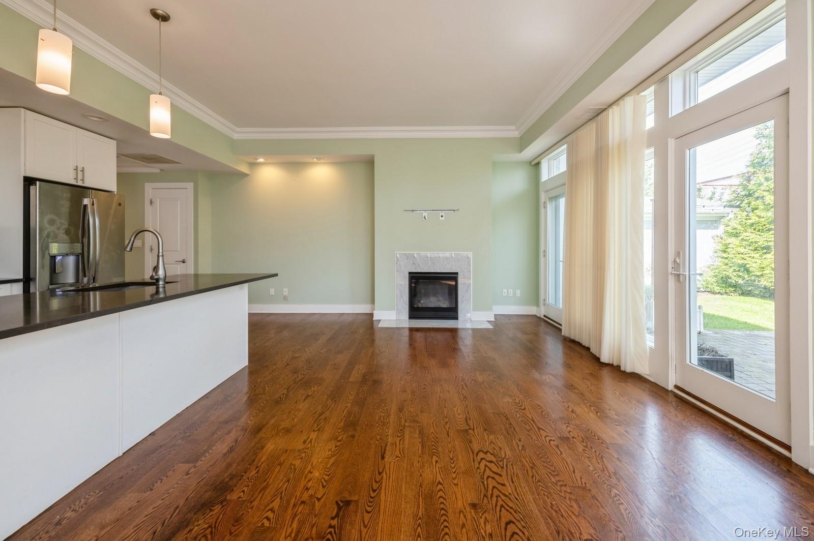 #5 photo, 13 Island Point, הברונקס Bronx , NY 10464