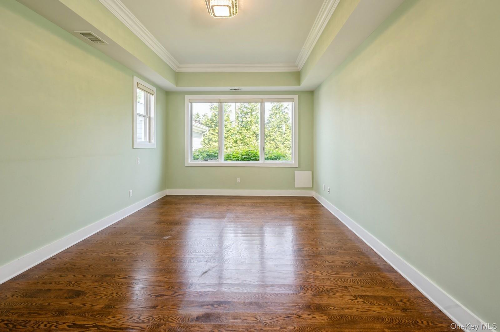 #6 photo, 13 Island Point, הברונקס Bronx , NY 10464