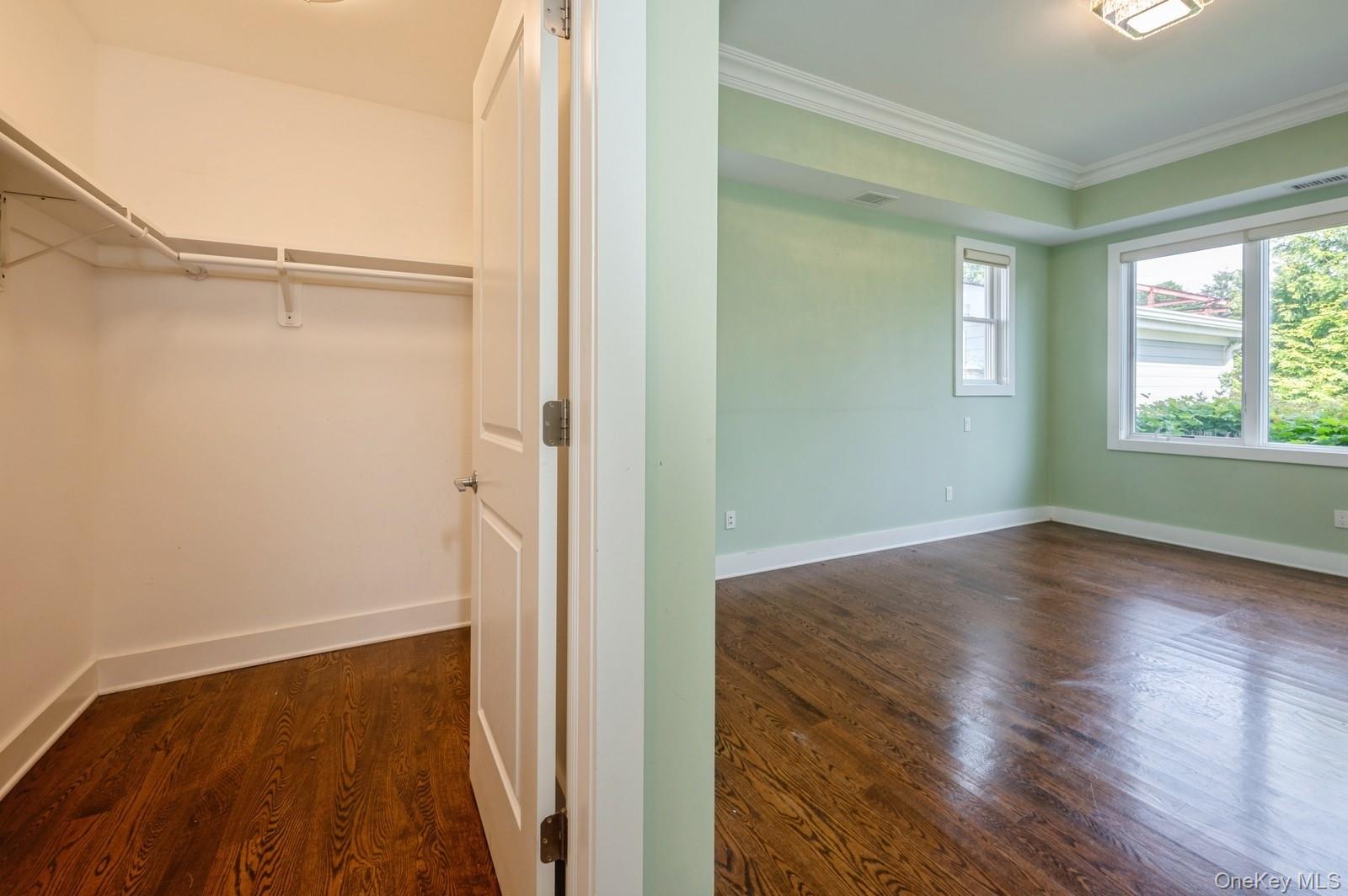 #9 photo, 13 Island Point, הברונקס Bronx , NY 10464